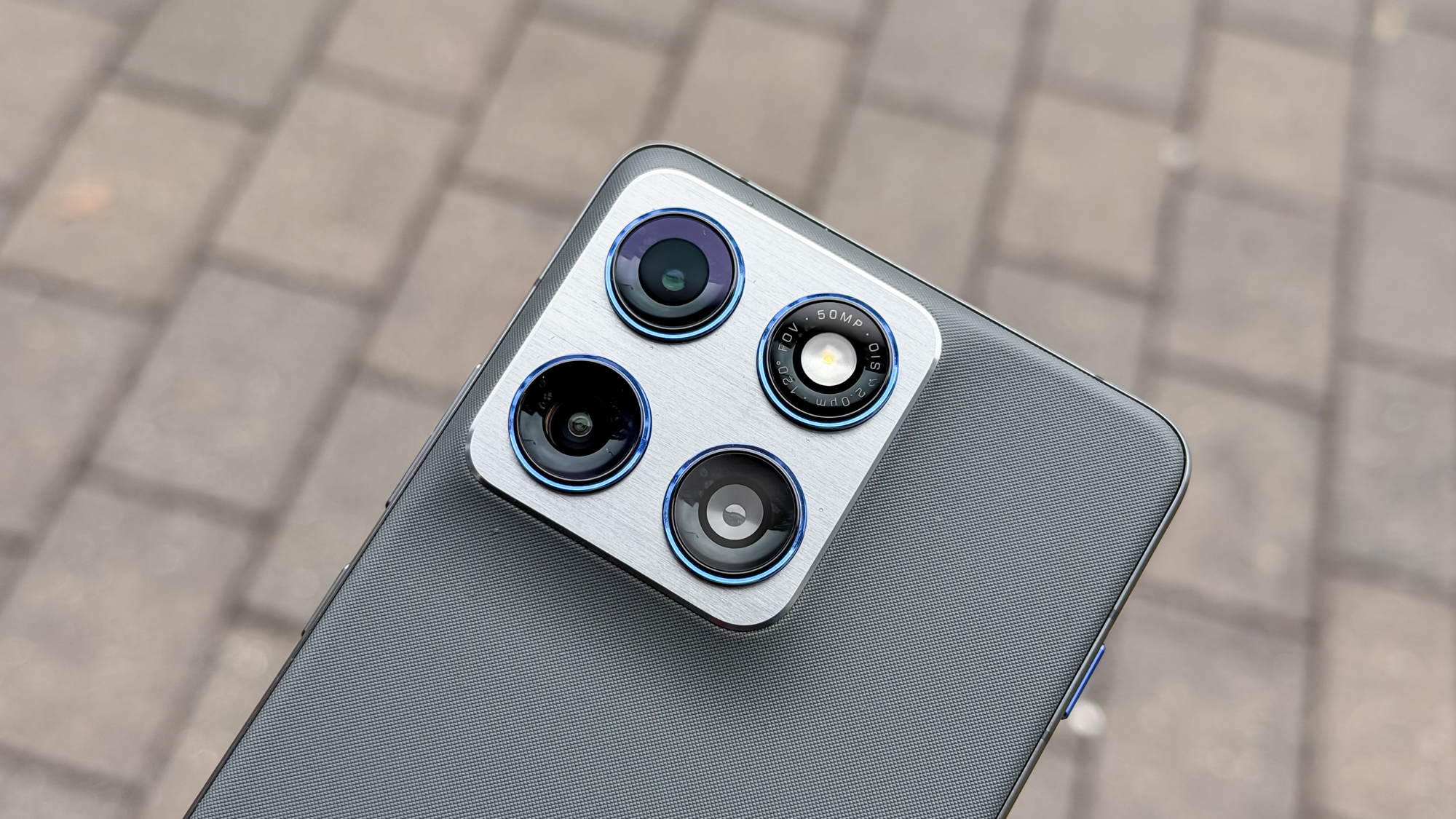 Motorola Edge 70 cameras