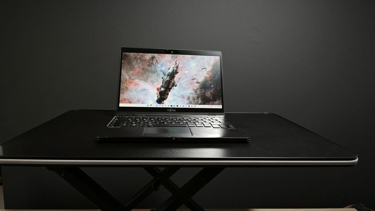 Standing desk