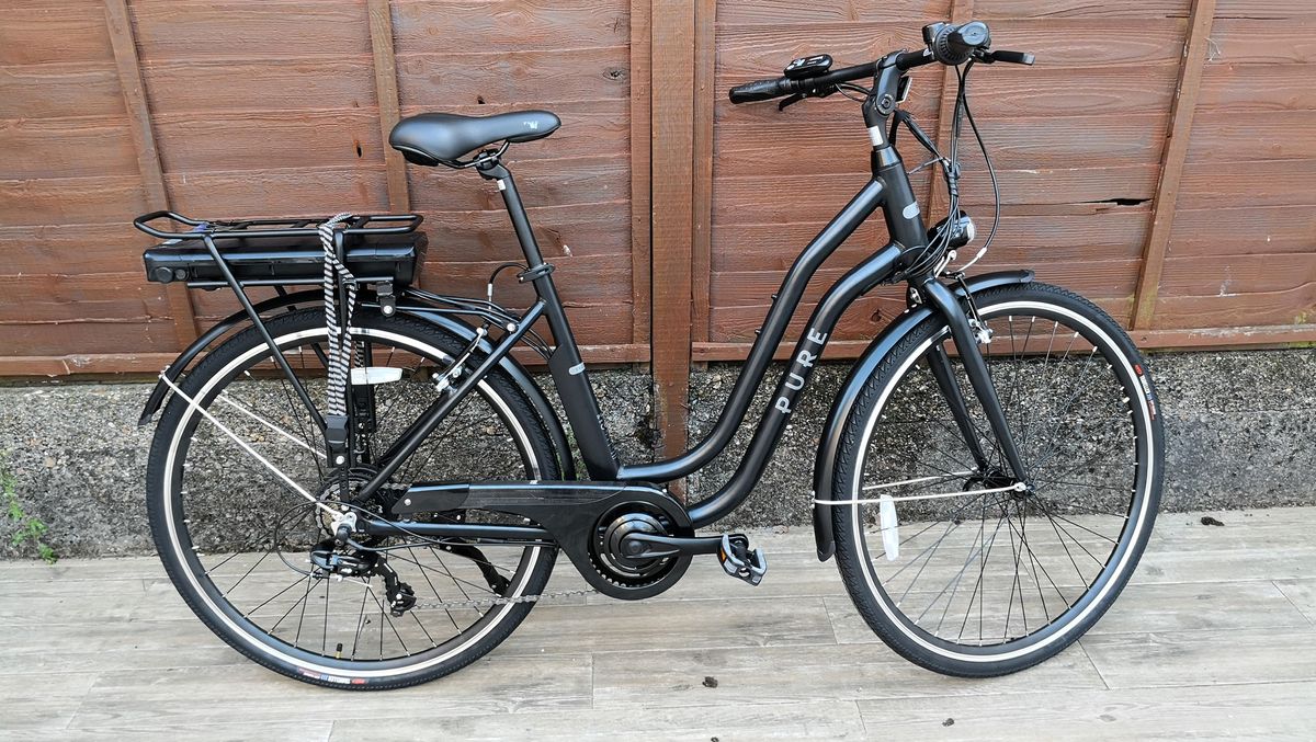 Pure Free City e-bike review: Retro hybrid charm that falls slightly short