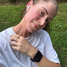 Health writer Anna Bartter testing the new Garmin Venu X1