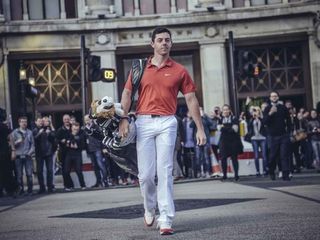 Rory McIlroy Niketown 2