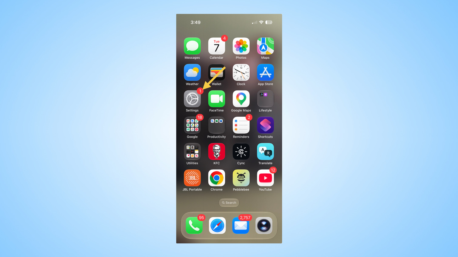 How to rearrange CarPlay apps screenshots.