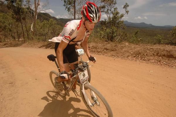 Mike Mulkens turning himself inside-out on the CREB Track