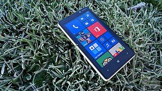 Nokia Lumia 820 Review Frosty