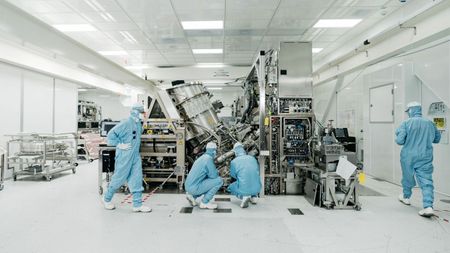 ASML EUV machine