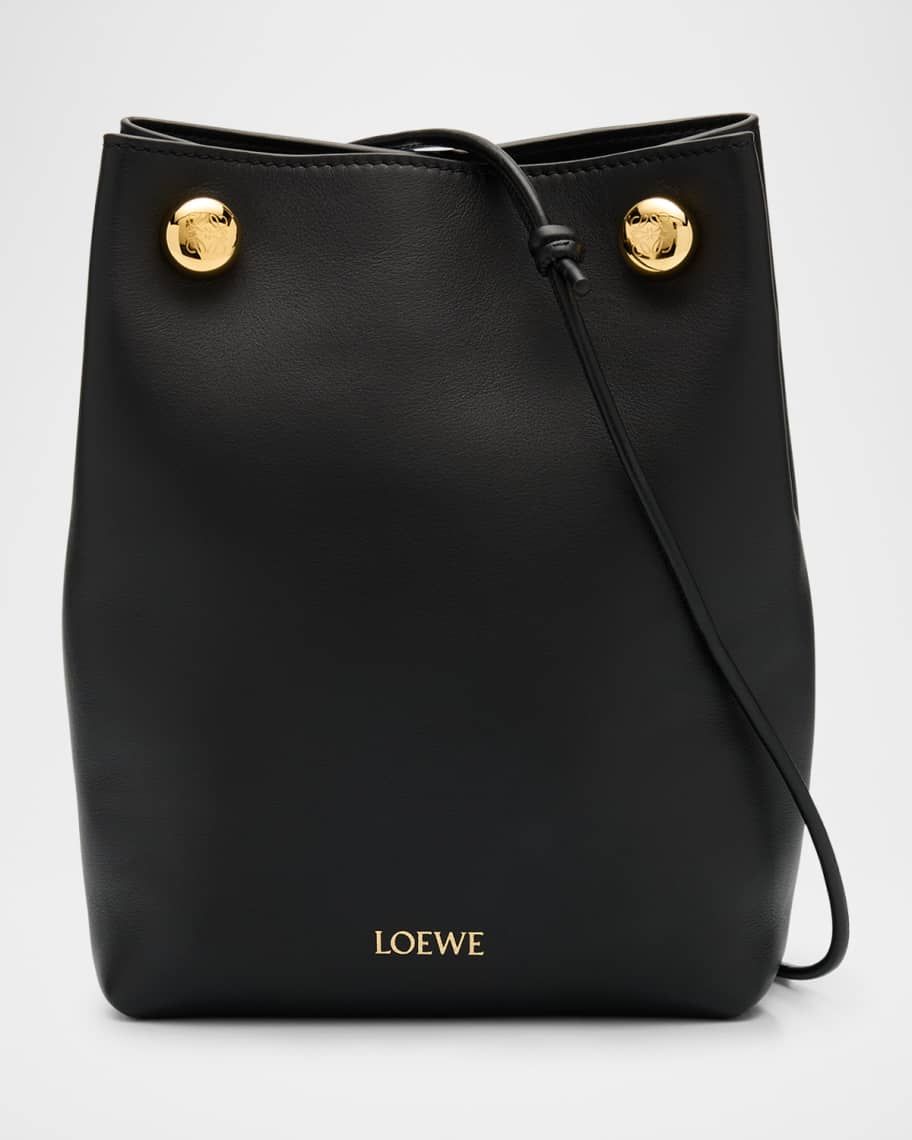 Pebble Pouch Bucket Bag in Calf Leather