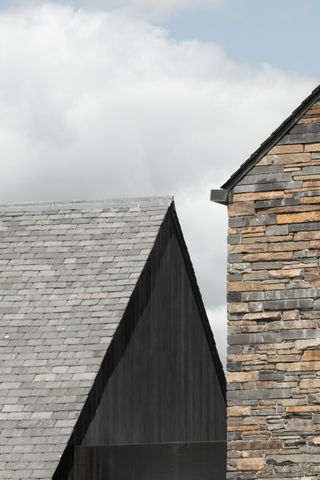 Kepdarroch Farmhouse by Baillie Baillie Architects