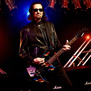 Bruce Kulick custom guitars