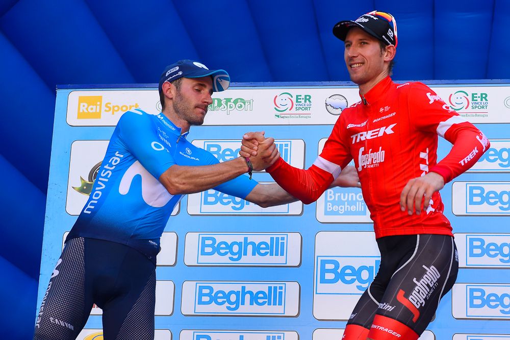 Carlos Barbero congratulates GP Bruno Beghelli winner Bauke Mollema