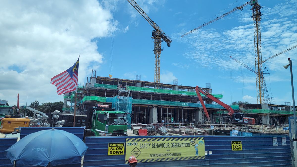 Inside Intel's CPU Packaging Factory: From Wafer to Chip | Tom's Hardware