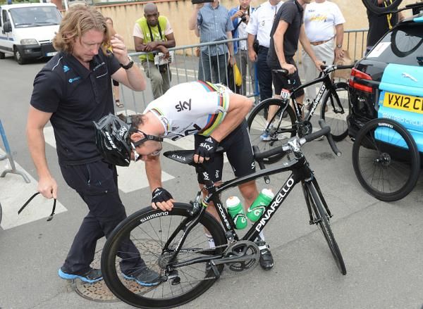 Cavendish had a flat tire along the way