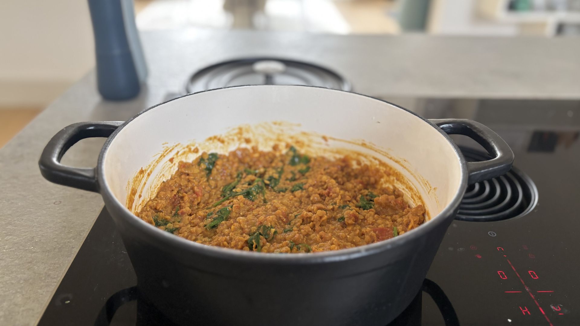 Testing the M&amp;amp;S x Tom Kerridge Cast Iron Casserole Dish in our kitchen