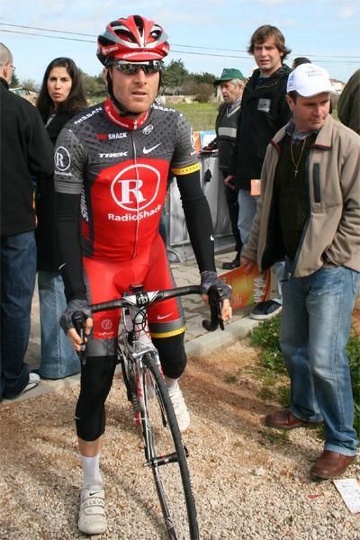 Levi Leipheimer (Team RadioShack) awaits the start of the fourth stage.