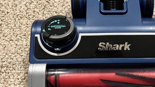Anti-odor puck in Shark vacuum cleaner head