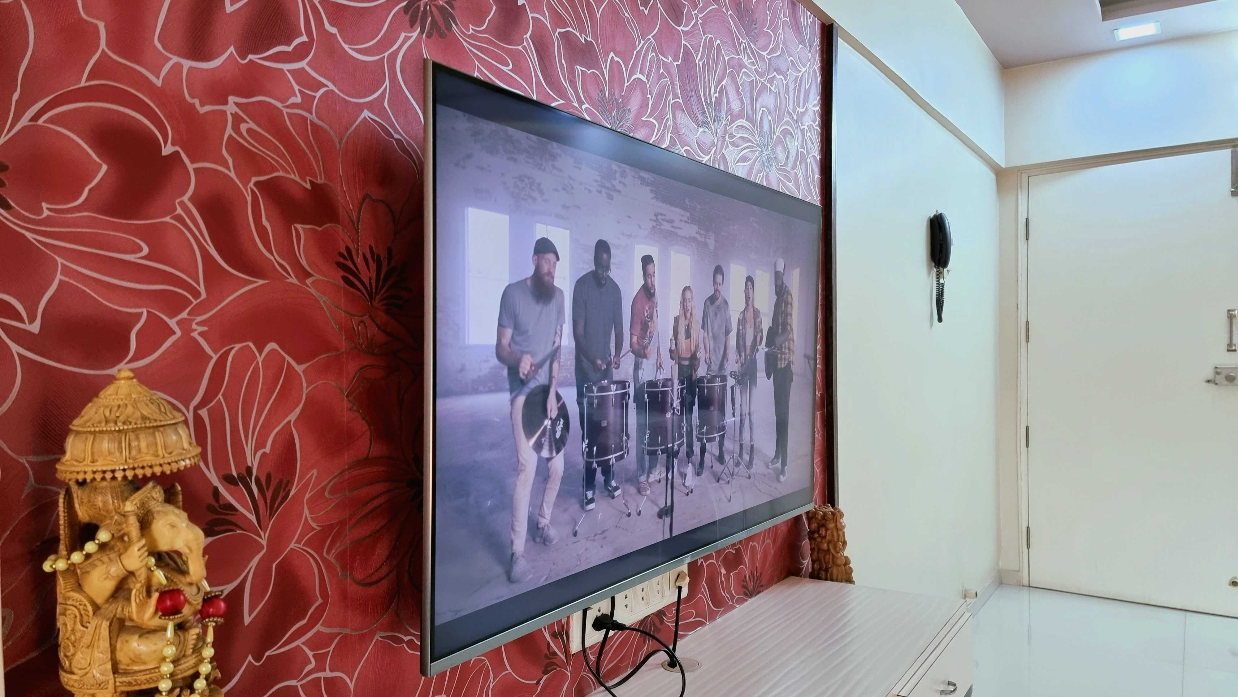 Xiaomi Mi QLED TV