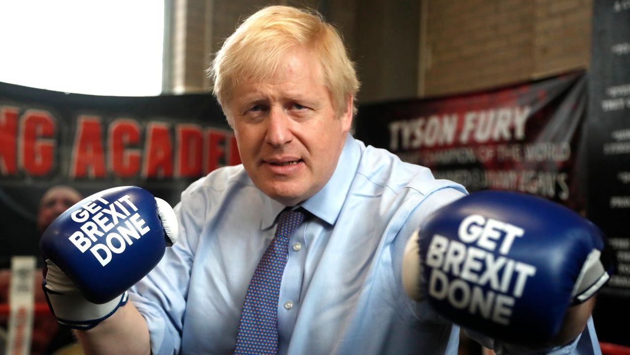 Boris Johnson boxing