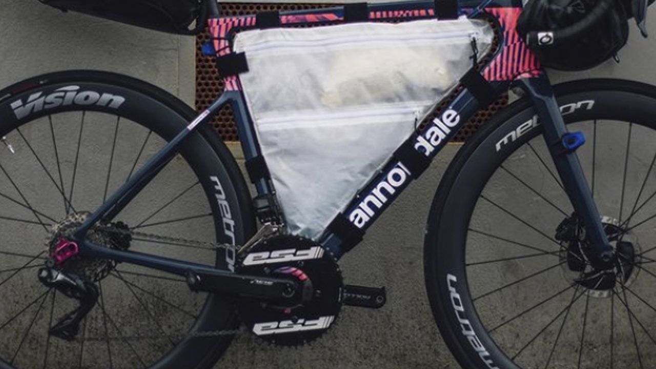 Lachlan Morton's 'Alt Tour' Cannondale SuperSix Evo Disc