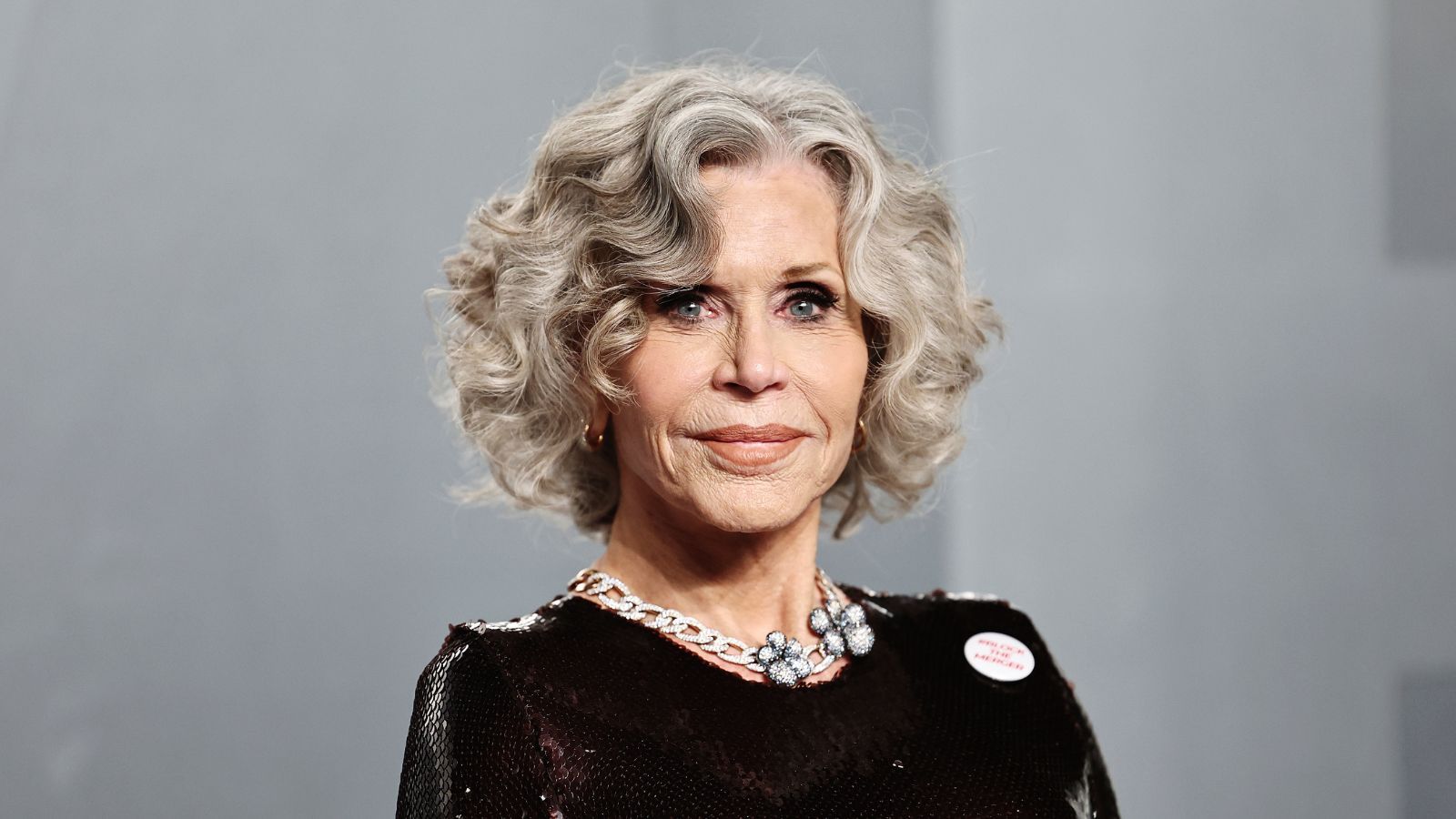 If You Want Garden Privacy Like Jane Fonda, Follow This Method