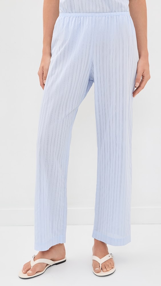 The Eyelet Pop Simple Crop Pants - Cloud