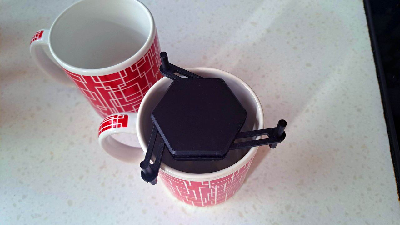 Mug stacker tool