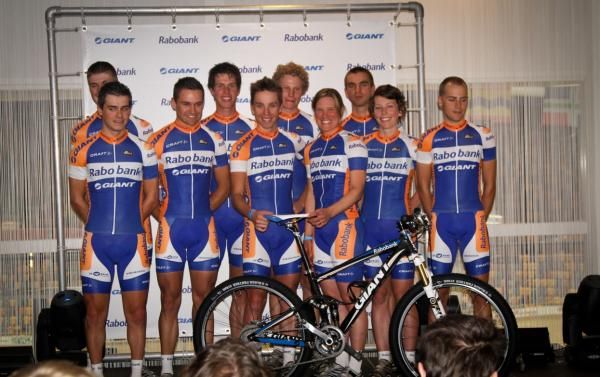 The Rabobank Giant Team was introduced in the Netherlands.
