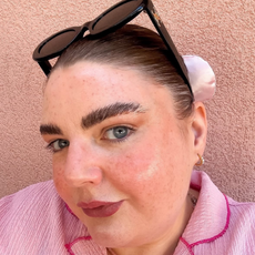 Beauty Pie tanning drops on Laura Pearson