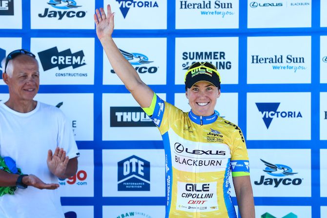 Chloe Hosking (Ale Cipollini) in the 2019 Women's Herald Sun Tour leader's jersey after winning stage 1