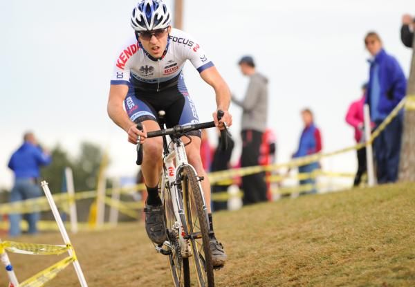 Jeremy Durrin fighting back to the leaders.