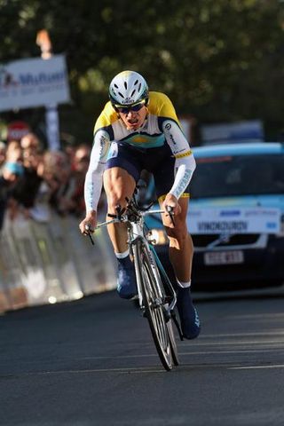 Alexandre Vinokourov (Astana) en route to victory in the Chrono des Nations.