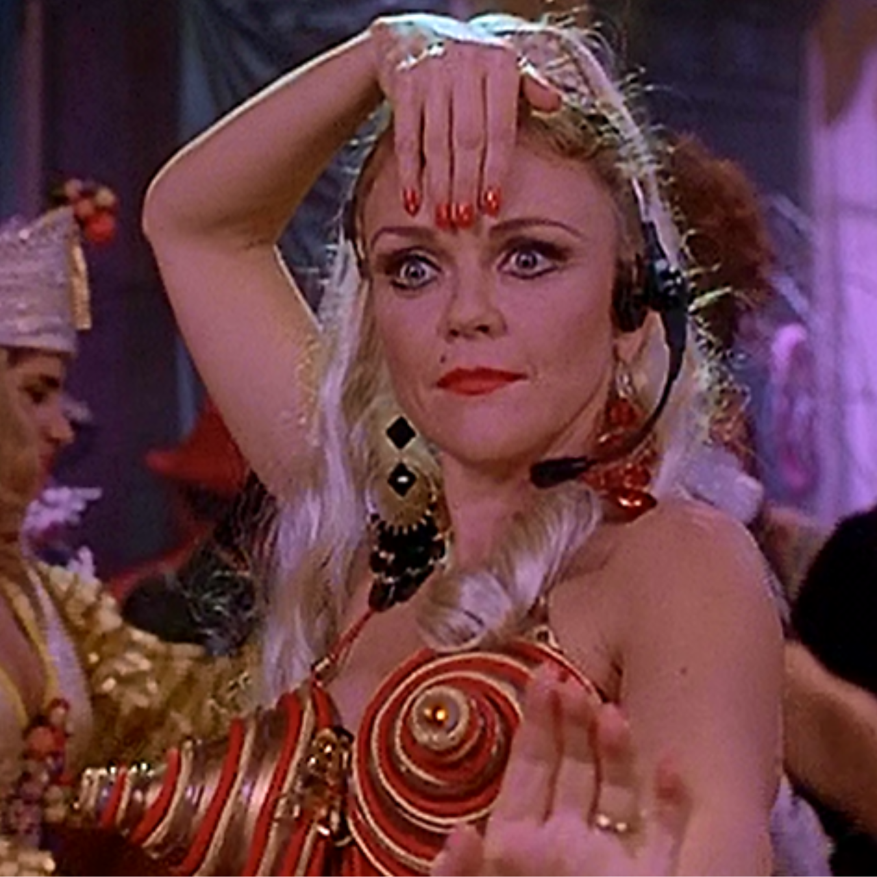 Stephanie Faracy plays Jenny in Hocus Pocus