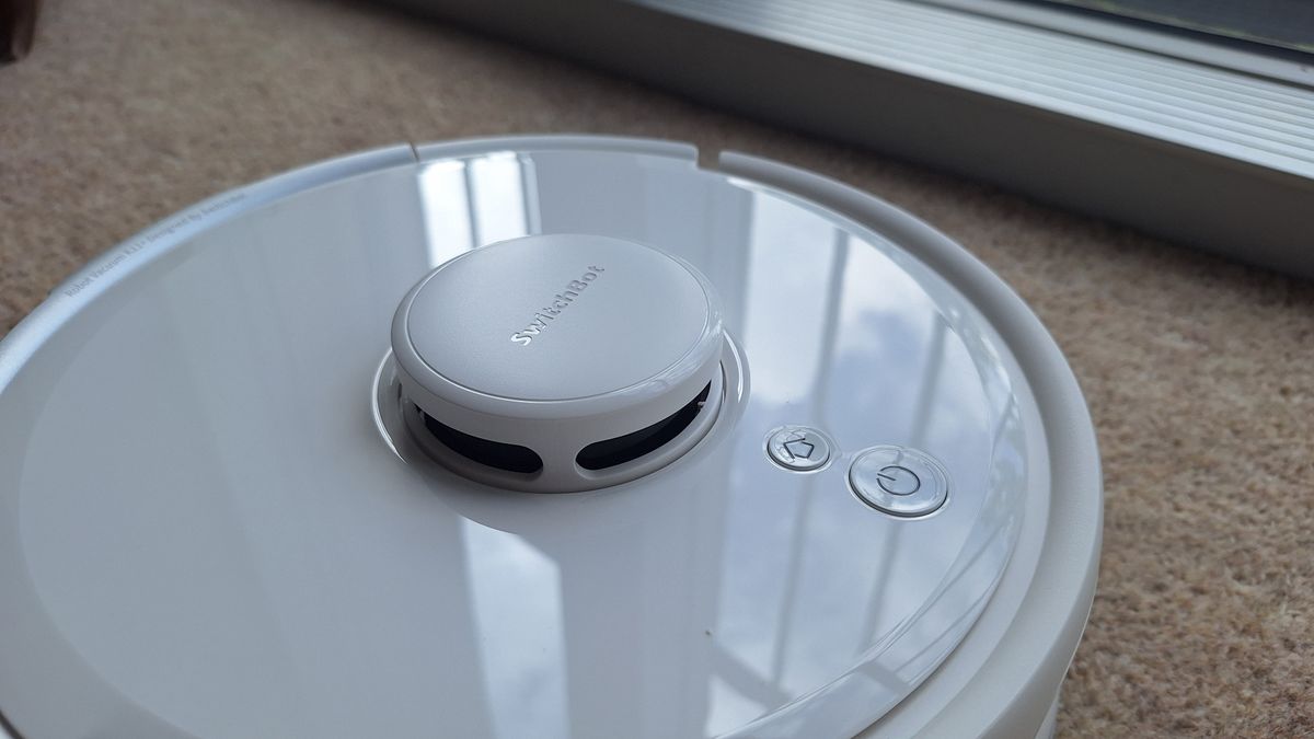 SwitchBot K11+ robot vacuum