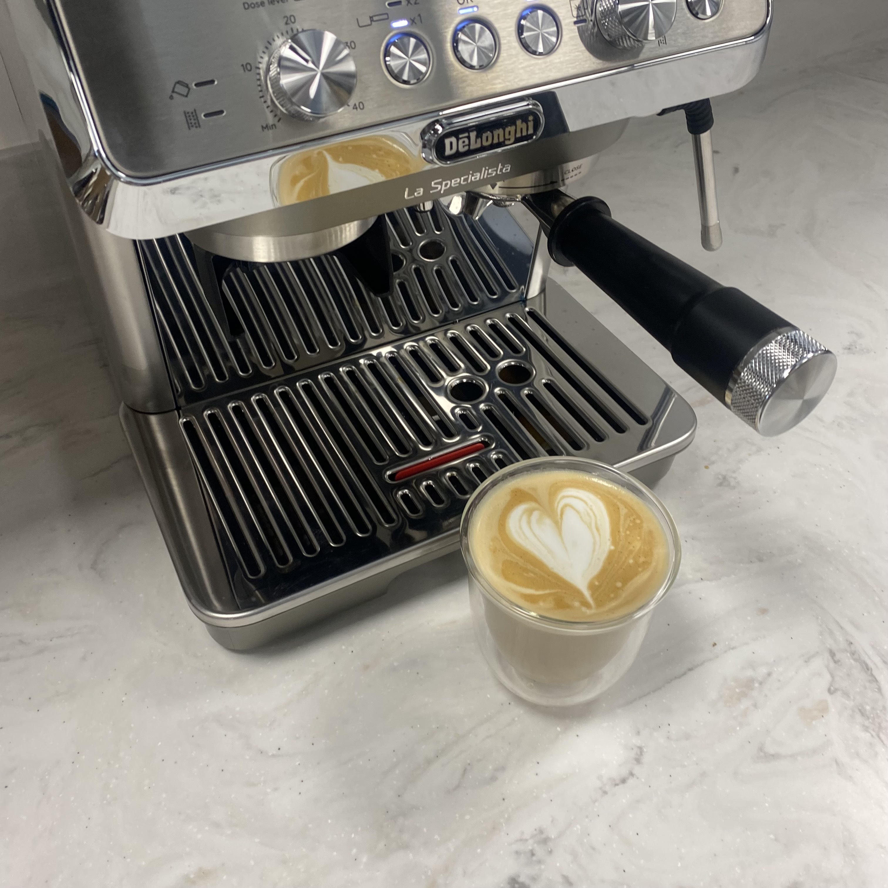 Testing the De'Longhi Specialista Opera bean to cup coffee machine at home