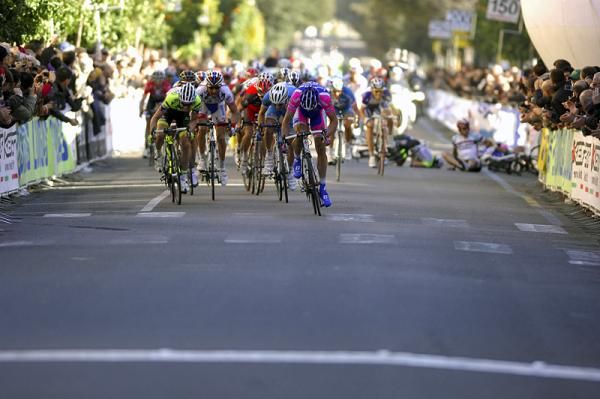 Danilo Hondo (Lampre-Farnese Vini) is metres away from victory in stage four.