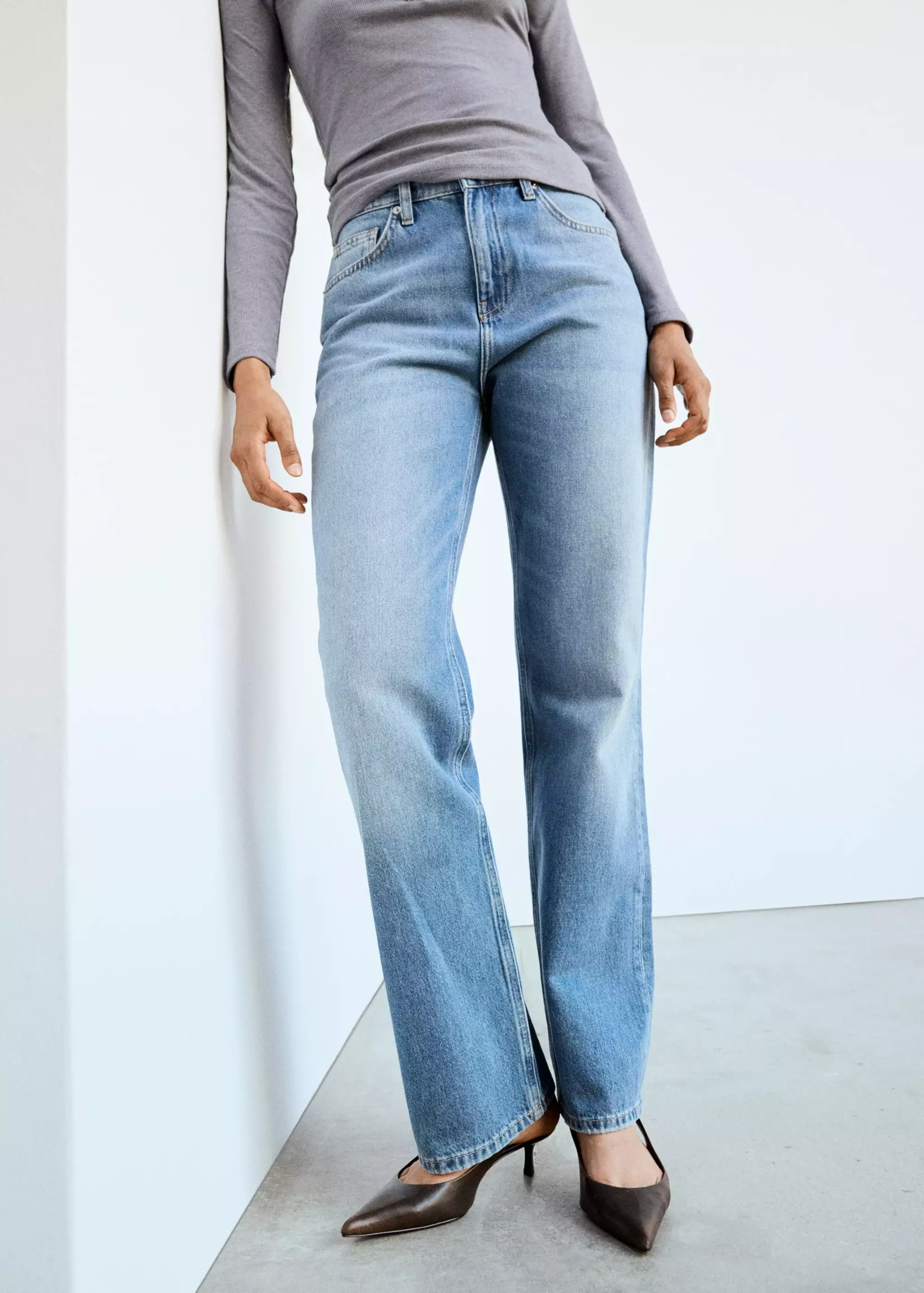 Matilda High-Rise Straight Jeans - Women | Mango United Kingdom