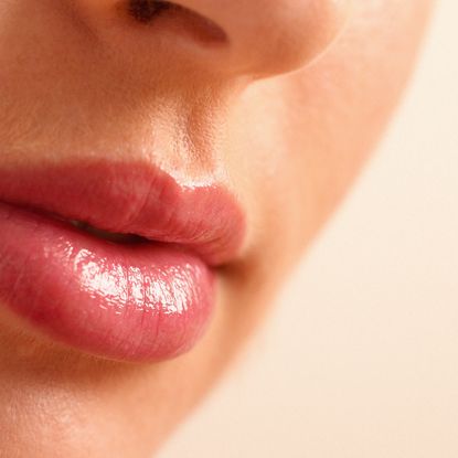 lip blushing lip tattoo