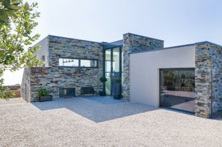 contemporary self build with aluminium windows