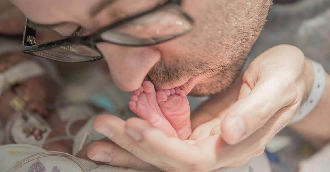 Listen to this father&amp;#039;s lullaby to his dying newborn son