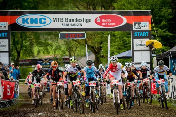 The elite women's start in Saalhausen