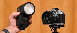 Godox V100 flashgun product image