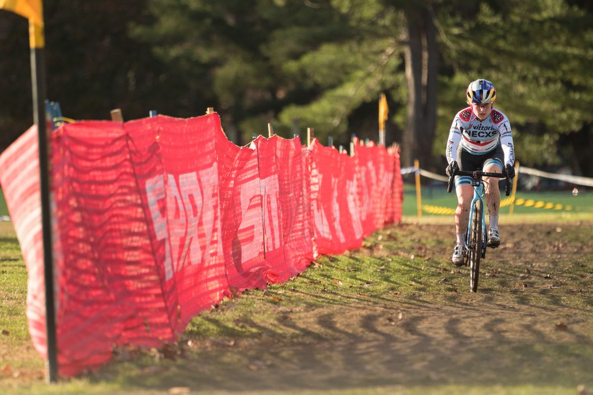 Ellen Noble (Trek) in the leader's jersey