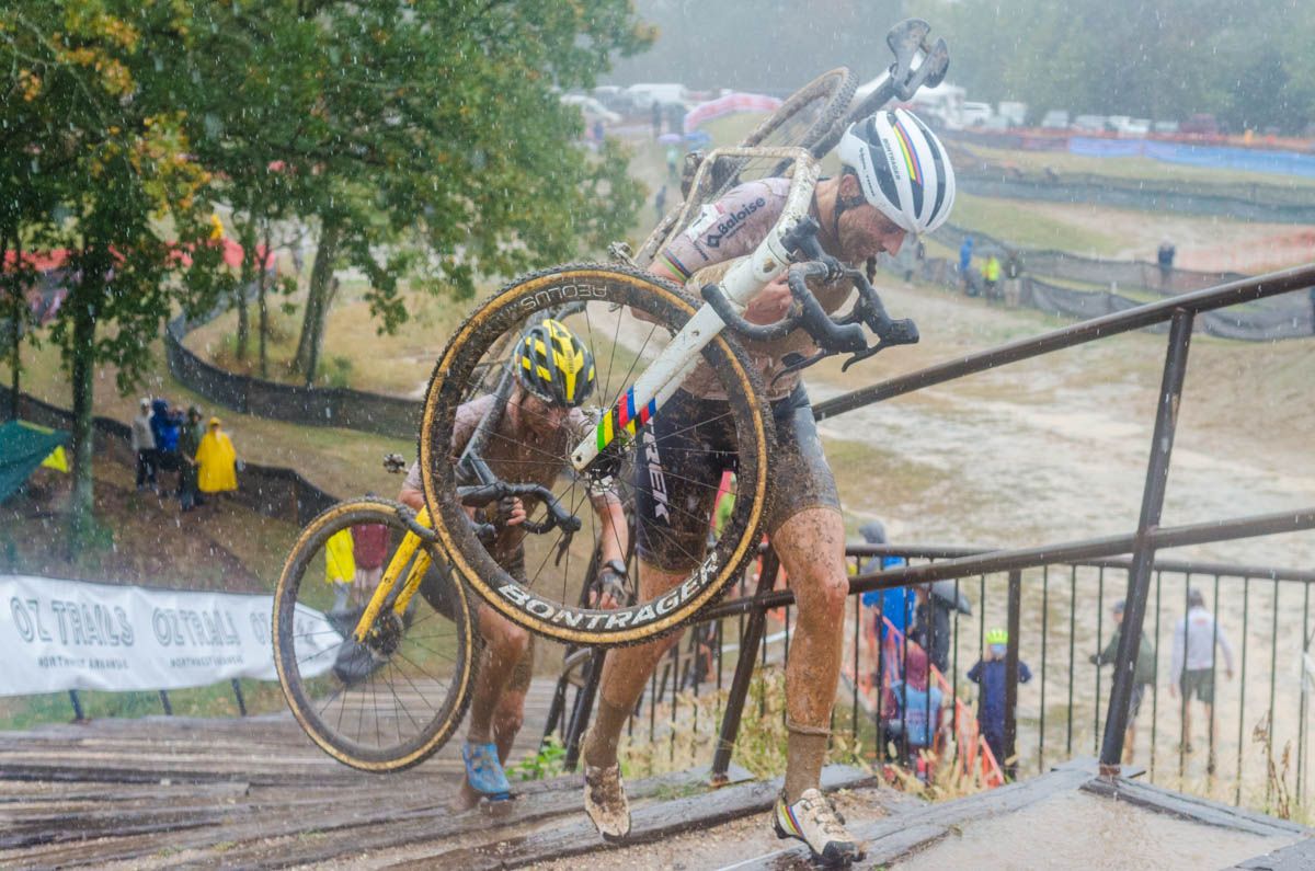 Fayettville UCI Cyclo-cross World Cup 2021 elite women's race