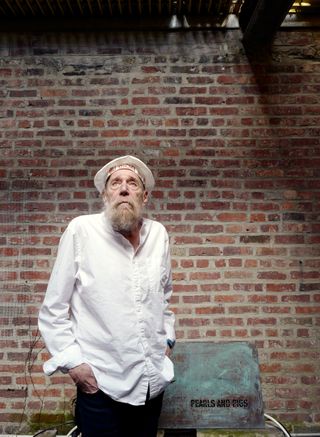 Portrait of artist Lawrence Weiner in January 2017