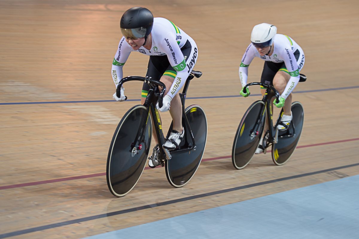 Kaarle McCulloch with Anna Meares during the women's team sprint