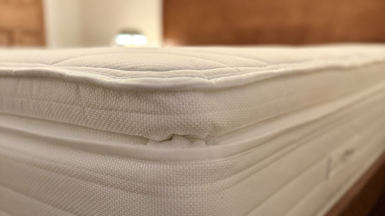 Bensons for Beds Slumberland Air 9.0 Memory Mattress