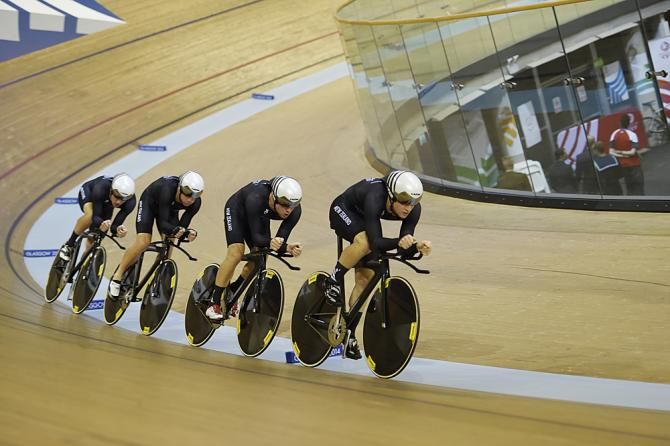 Men's team pursuit bronze medalists from New Zealand: Shane Archbold, Pieter Bulling, Dylan Kennett and Marc Ryan