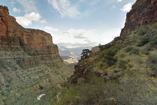 Bright Angel Trail of the Grand Canyon on Google Street View.