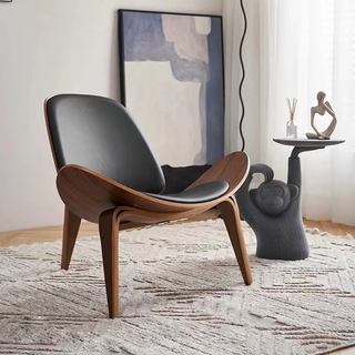 Hans Wegner Ch07 Shell Chair, Walnut & Black