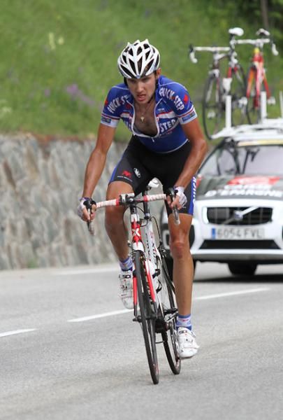 Branislau Samoilau (Quick Step) rides alone to Alpe d'Huez. Samoilau would finish 17th at the ski resort.