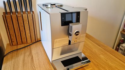 Jura ENA 8 Coffee Machine Review