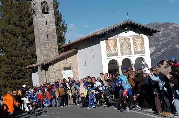 Tosatto was first past the famous chapel on the Ghisallo.